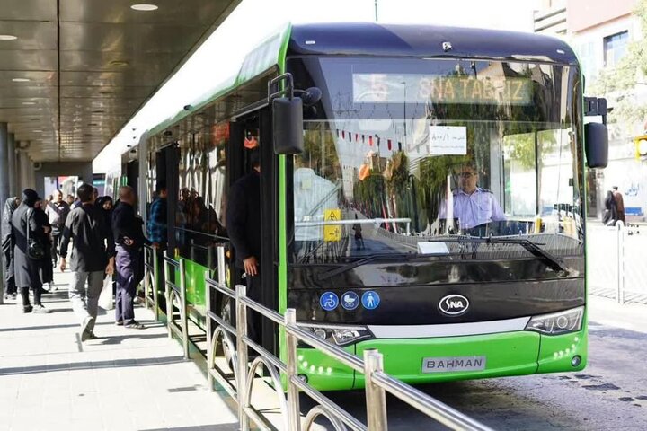 اتوبوس‌های بهمن، بهترین‌ها را برای زائران حرم رضوی عرضه می‌کنند