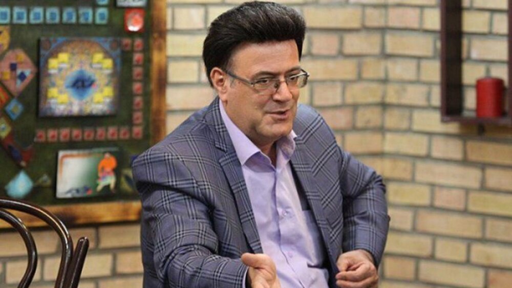 بغزیان: ارز کافی برای دارو نیست اما لگسوس وارد میشود/ اقدام فوری دولت باید تقویت قدرت خرید مردم باشد / دولت منابع ارزی را پیشخور کرده است